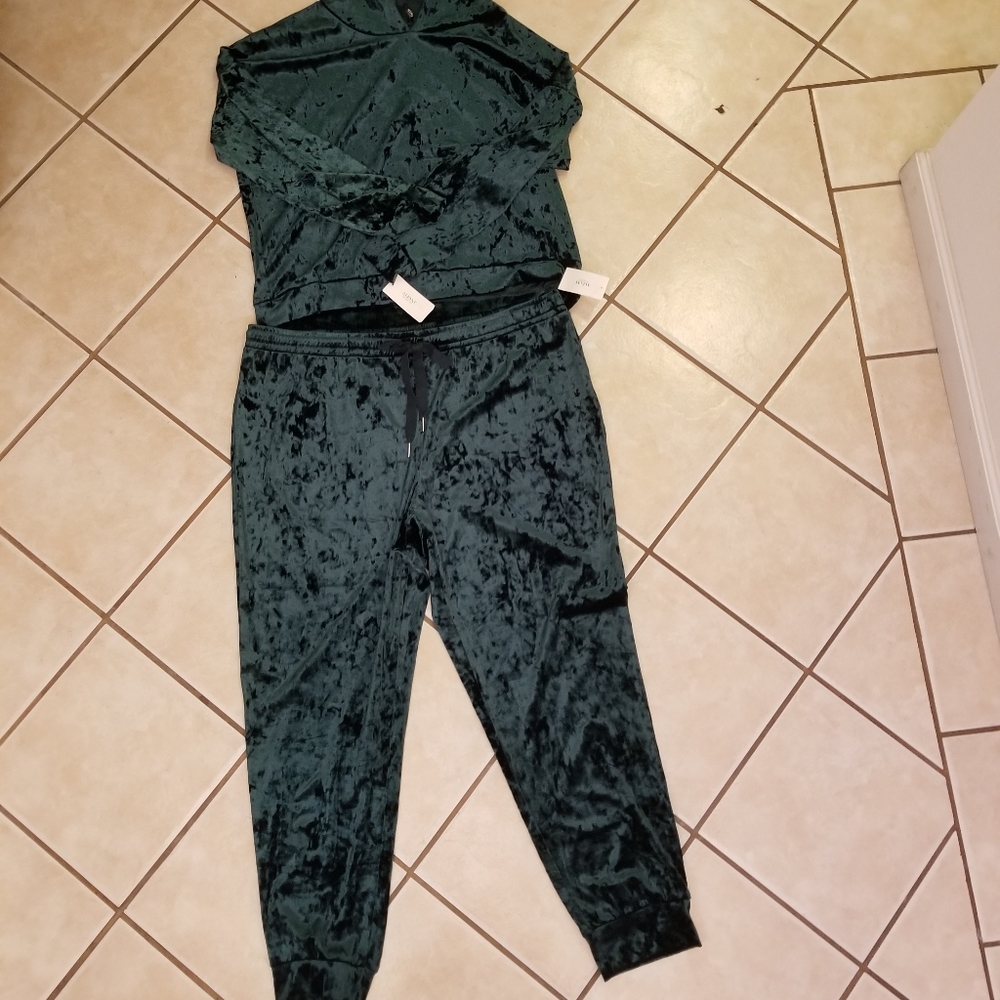 Alfani velvet intimates - Picture 2 of 4
